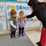 Pasowanie na Przedszkolaka- dzieci z p. Wicedyrektor