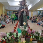 Pokaz mody wiosennej- dziecko w przebraniu