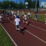 Sprintem do maratonu - dzieci na bieżni 