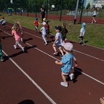 Sprintem do maratonu - dzieci na bieżni 
