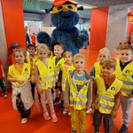 Miejski Dzień Przedszkolaka- reprezentacja grupy Tygryski z maskotka