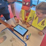 Miejski Dzień Przedszkolaka- dzieci programują helikopter