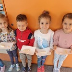 Dzień Chleba - dzieci prezentują swoje chlebki