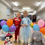 Parada Postaci z Bajek- grupa Smerfy