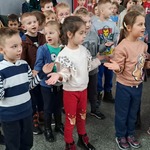 Jarmark Bożonarodzeniowy - zabawy dzieci