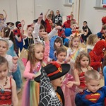 Bal karnawałowy - dzieci na balu