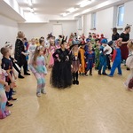 Bal karnawałowy - dzieci na balu