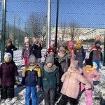 Zimowa Olimpiada - dzieci przed olimpiadą