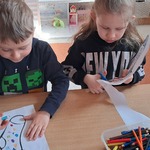 Dzień kolorowej skarpetki - dzieci projektują swoje skarpetki