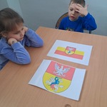 Język i kultura - dzieci poznają herb i flagę Białegostoku