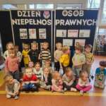 Międzynarodowy Dzień Osób z Niepełnosprawnościami  - grupa Żabki