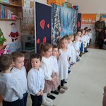 Dzień Babci i Dziadka - dzieci z grupy Tygryski podczas występu