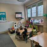 Dzień Bezpiecznego Internetu - dzieci oglądają film edukacyjny