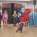 Bal karnawałowy w naszym przedszkolu - dzieci podczas zabawy tanecznej