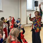 Bal karnawałowy w naszym przedszkolu - dzieci podczas zabawy tanecznej
