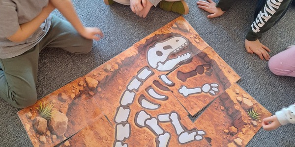 W świecie dinozaurów