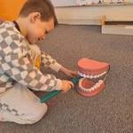 Tydzień Kariery- grupa Tygryski poznaje zawód dentysty