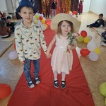 Pokaz mody Damy i Dżentelmeni- dzieci na wybiegu