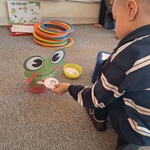 Światowy dzień żabki - zabawa matematyczna Nakarm żabkę 