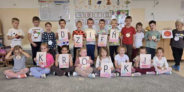 Dzień kropki- grupa Pszczółki