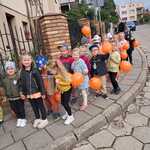 Dzień Przedszkolaka- dzieci z balonami