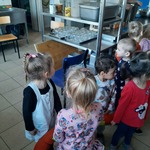 Wizyta w przedszkolnej kuchni 
