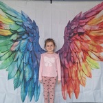 Niebieskie Igrzyska- dziecko na tle fotograficznym